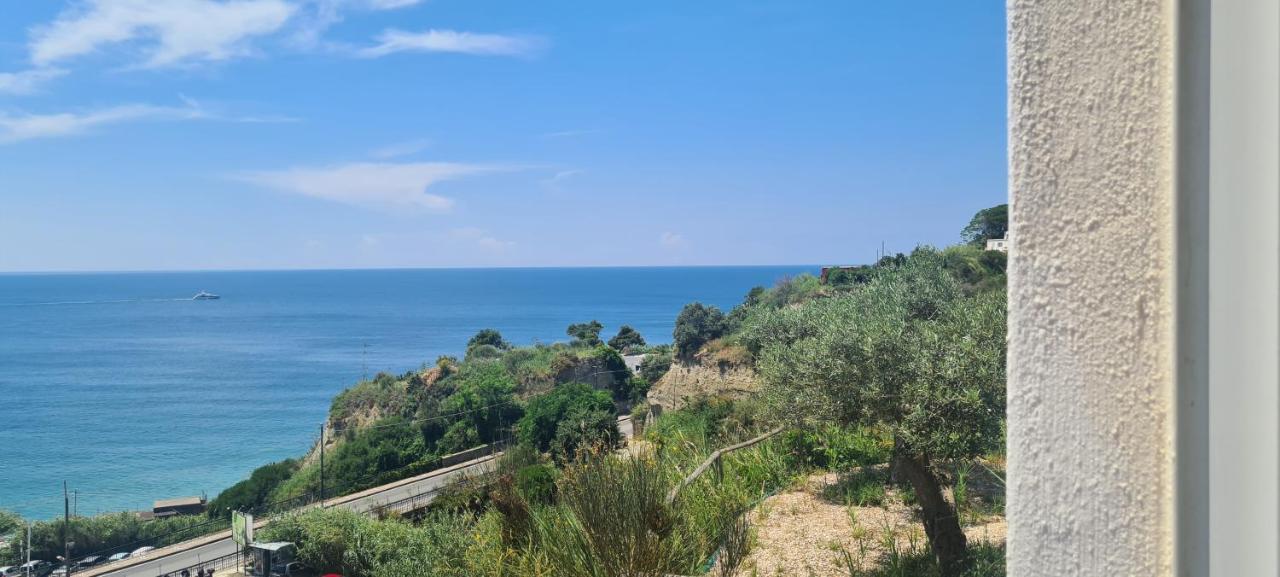 דירות Sant'Angelo  Casa Colomba Sant'Angelo מראה חיצוני תמונה